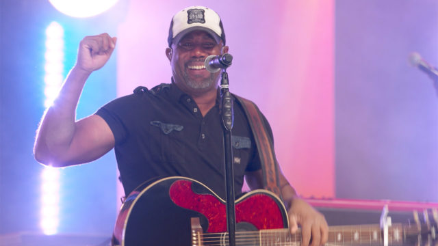 One-Horse-Town-2017-Darius-Rucker